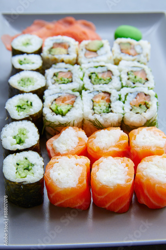 Sushi Maki and Niguiri California roll