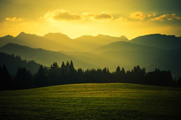 Acrylglasbilder Orange Scenic Mountain Landscape  © Tomasz Zajda