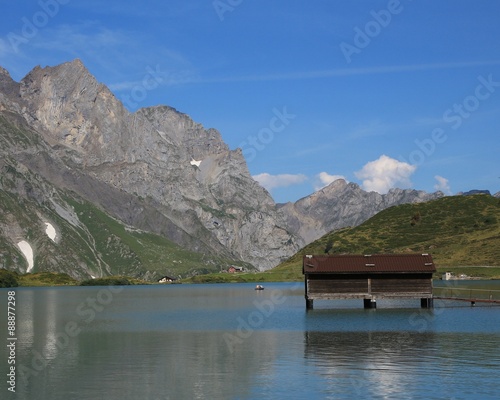 Lake Trubsee and mountains