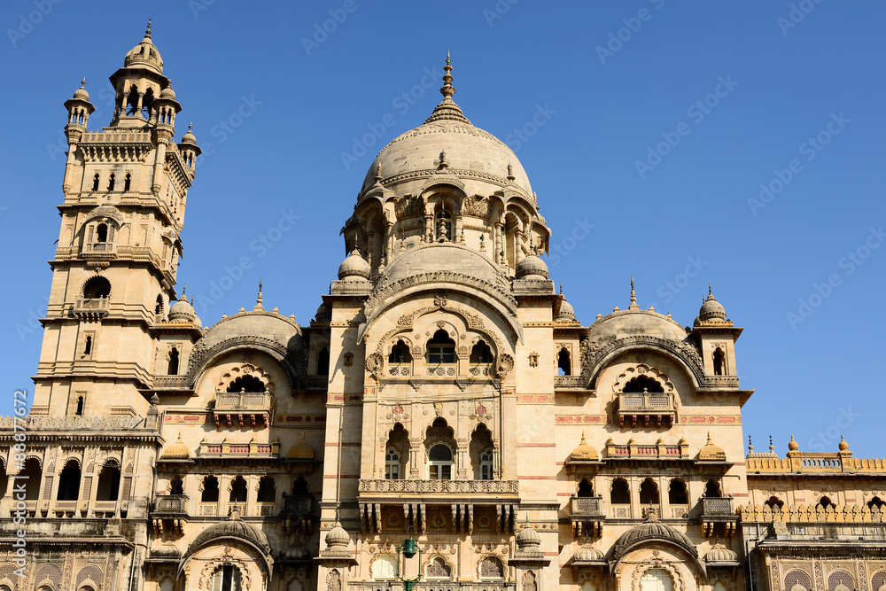 Example of richly decorated Indian architecture