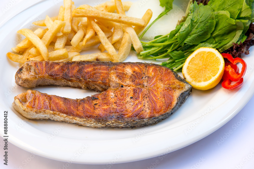 Gebratener Fisch Gebratener Fisch