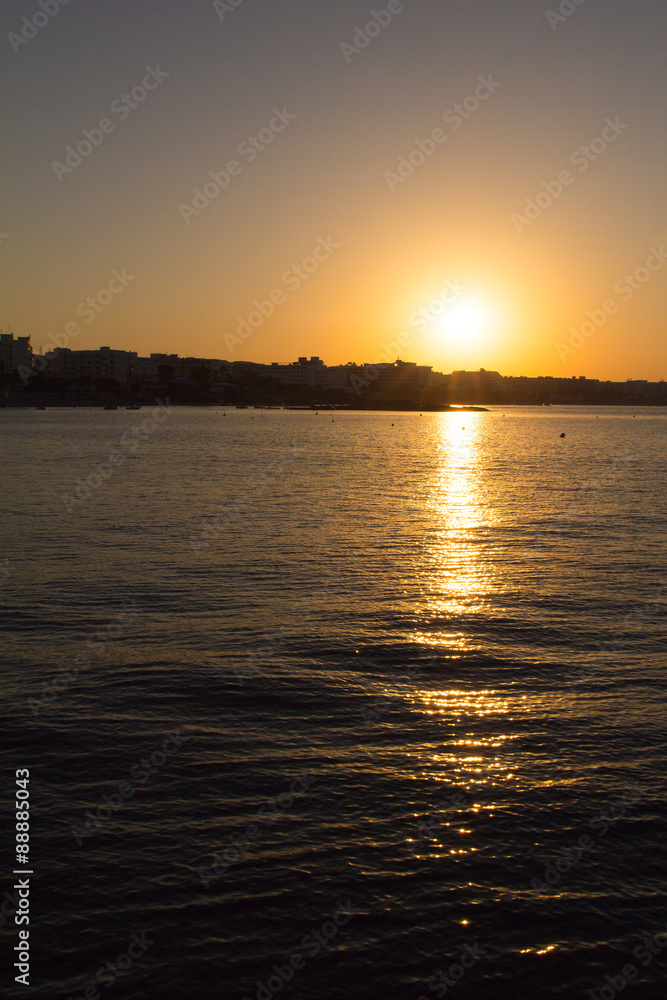 Кипр. Закат солнца в Протарасе.