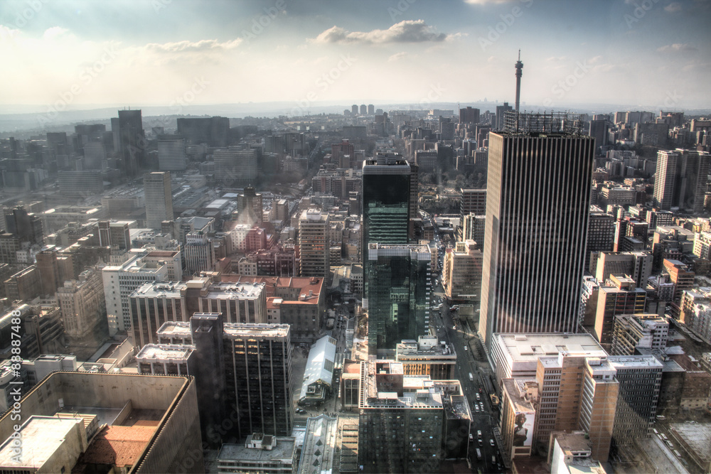 Naklejka premium Widok z wież Carlton na centrum Johannesburga w RPA
