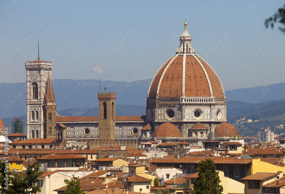 Firenze,il Duomo e Campanile di Giotto.