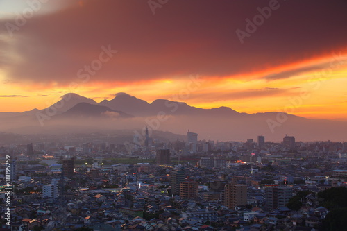 大分市の夕景（大分県大分市） photo