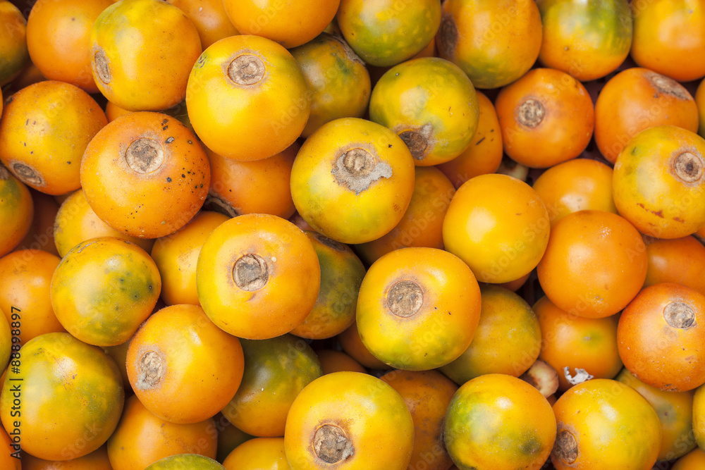 Lulo deliciosa fruta tropical en supermercado Lulo deliciosa fruta tropical en supermercado