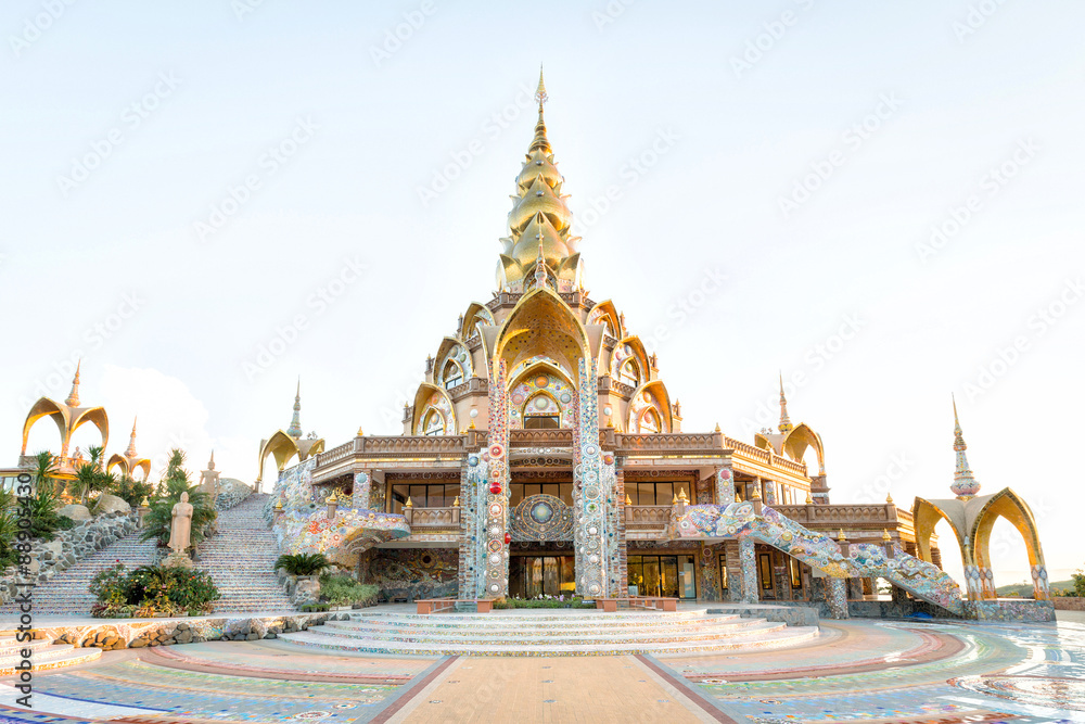 Fototapeta premium Wat Phra That Pha Son Kaew