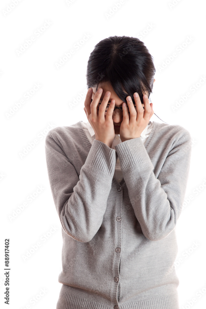 落ち込んだ女性 顔を手で覆う Stock 写真 Adobe Stock