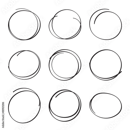 Set hand drawn ovals, felt-tip pen circles.