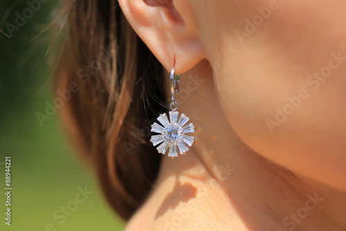 Fotografie, Obraz Earring with diamond