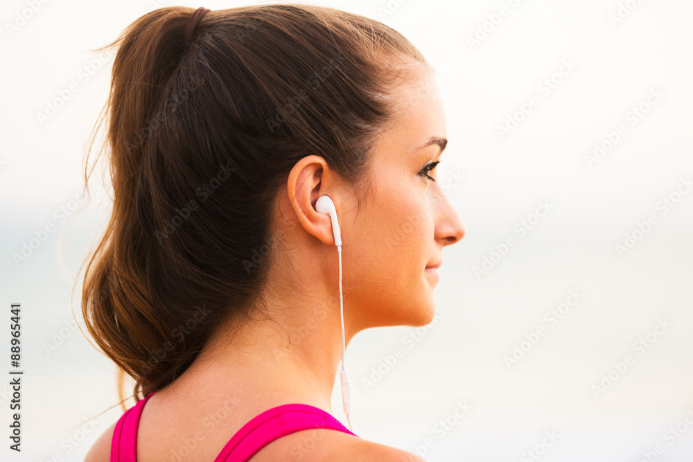 Young Fitness Woman with Smartphone Young Fitness Woman with Smartphone