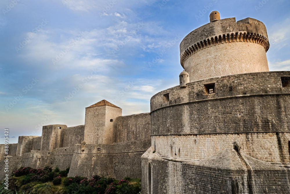 Stadtmauer und Festung von Dubrovnik
