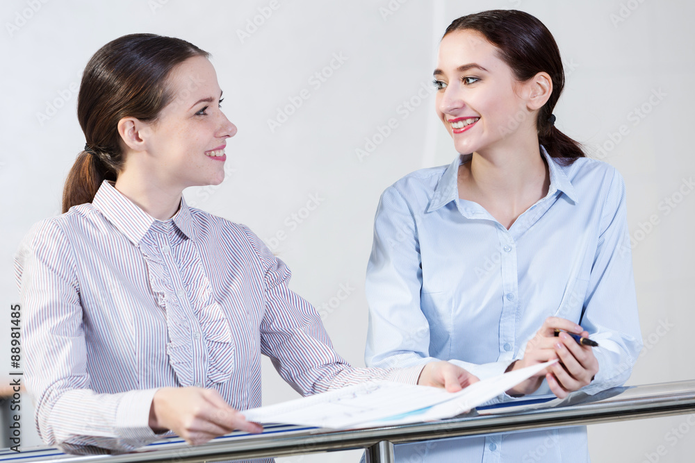 Let's talk it over Let's talk it over