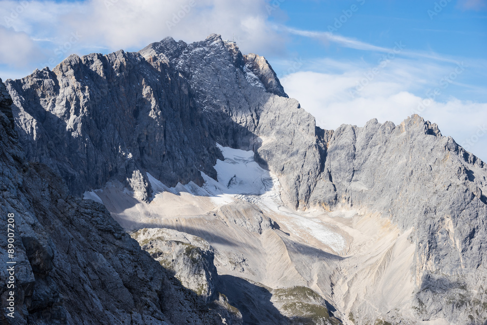 Obraz premium Zugspitze und das Höllental