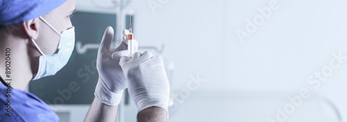 Surgeon ready to make an injection