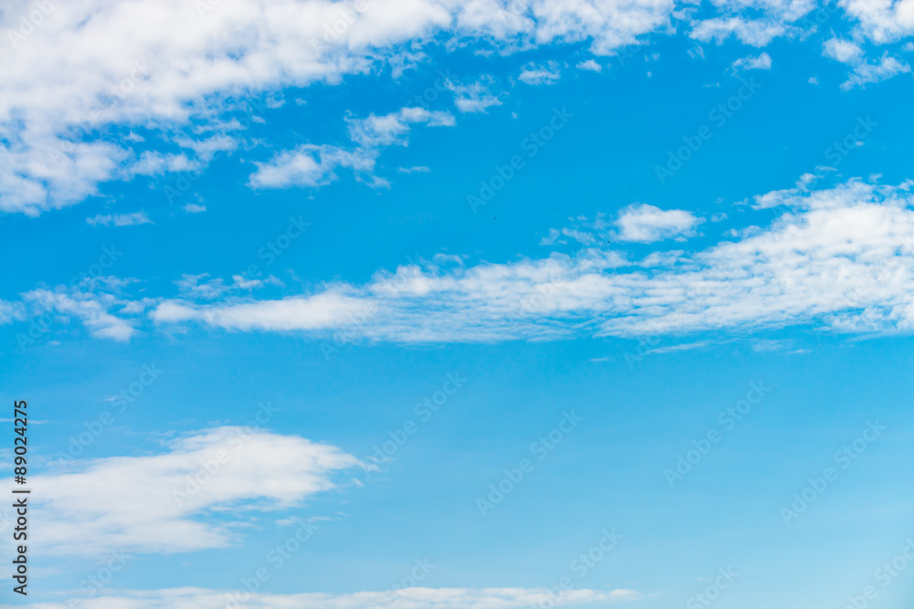 clouds in the blue sky