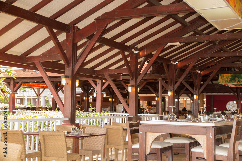 Fototapeta premium Cafe tables and chairs outside