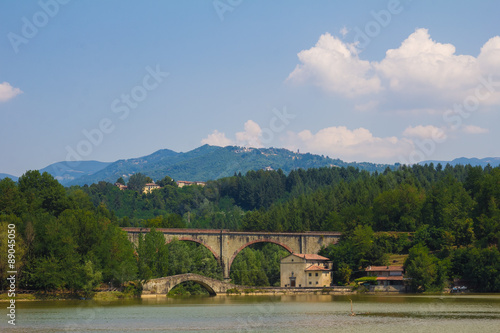 Ponte sul lago di Pontecosi