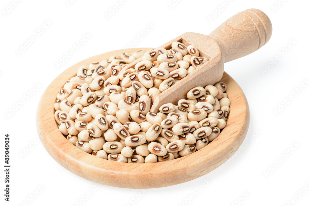 uncooked black eyed peas in plate, (large depth of field, taken with tilt shift lens) uncooked black eyed peas in plate, (large depth of field, taken with tilt shift lens)