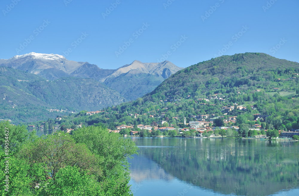 der Ortasee im Piemont bei Orta San Giulio,Italien
