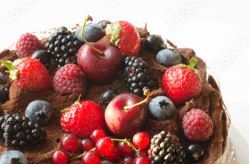 Fototapeta Naklejka Na Ścianę i Meble -  cake with berries