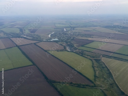 поля с высоты полета