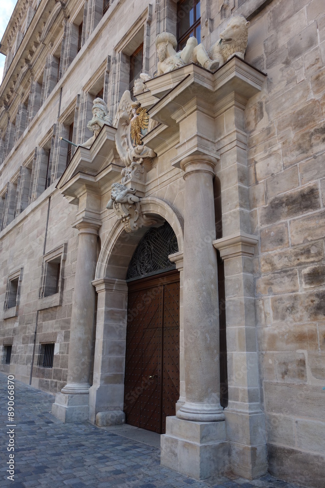 Eingangsportal Rathaus Nürnberg