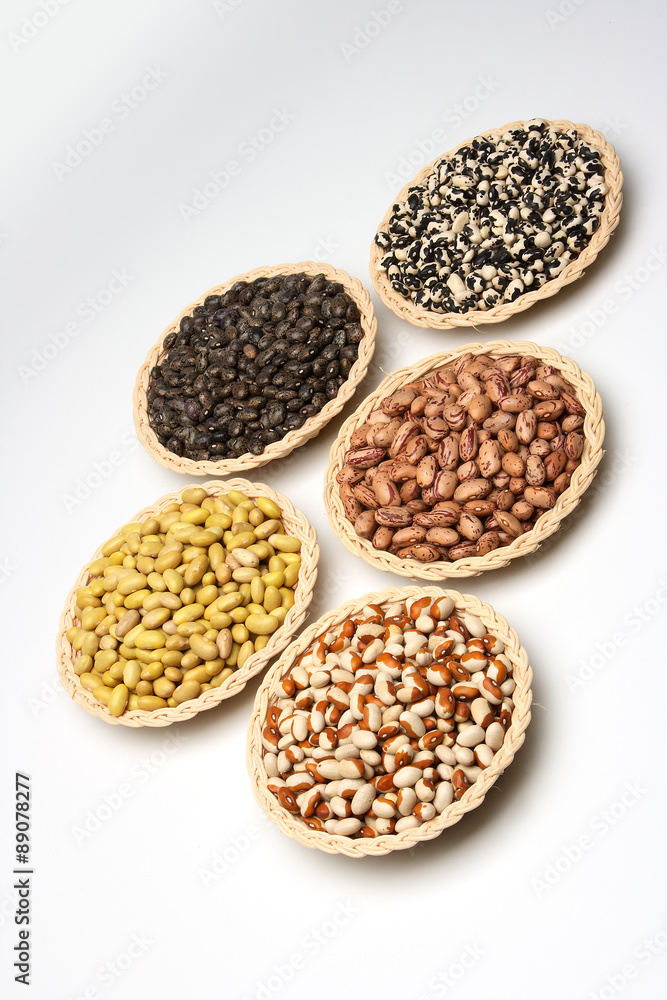 Beans in basket 5 Beans in basket 5