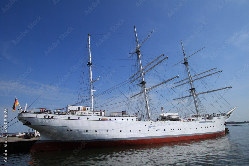 Museumsschiff Gorch Fock im Stralsunder Hafen