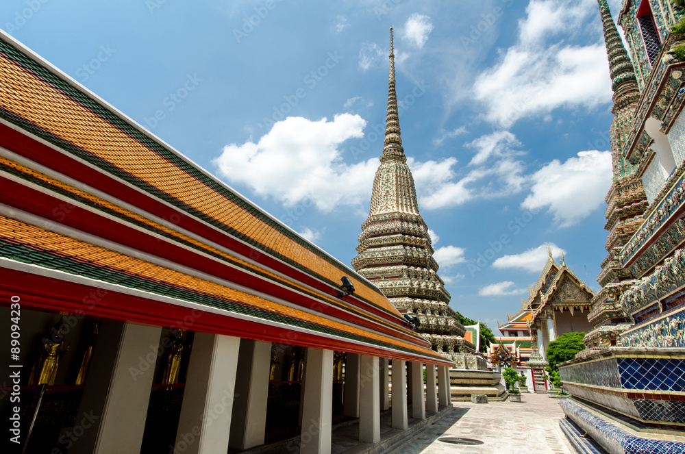 Fototapeta premium Temple of Wat Arun, in Bangkok Thailand.