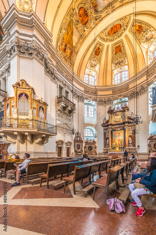 Obraz premium The Salzburg Cathedral (Salzburger Dom) in Salzburg, Austria
