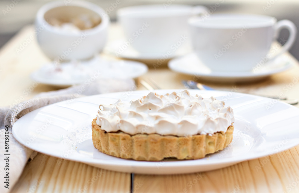 Cake or Lemon pie with meringue Cake or Lemon pie with meringue