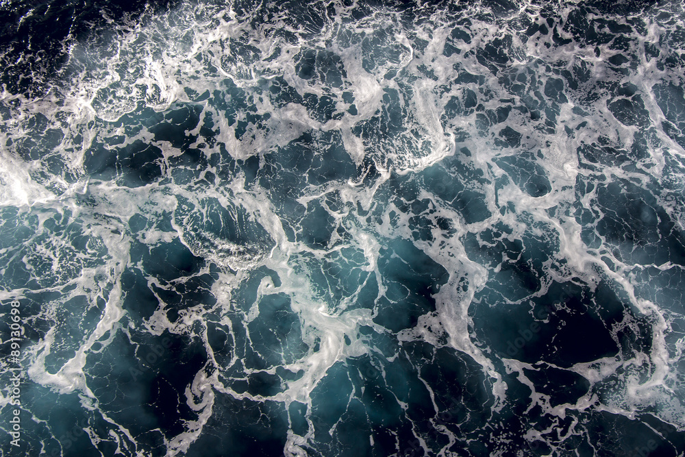 Fototapeta premium Seawater with sea foam