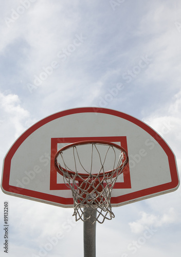 basketball net and backboard © nickjene