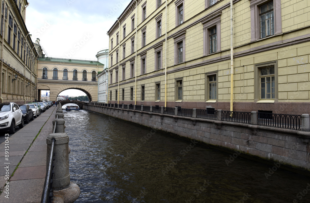 The Canals Of St. Petersburg. The historic building.