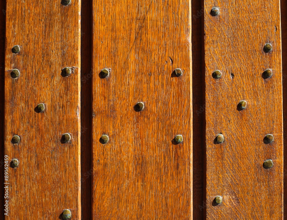 Fototapeta premium wood textured with metal nail