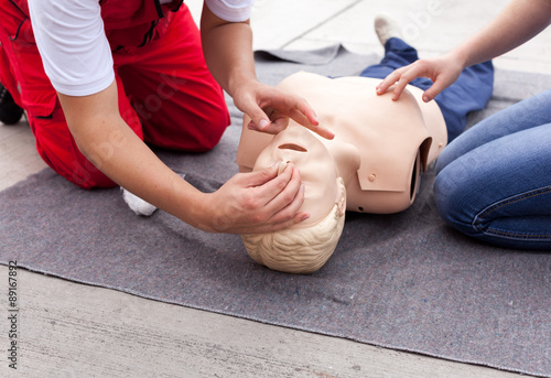Quadro su tela First aid training