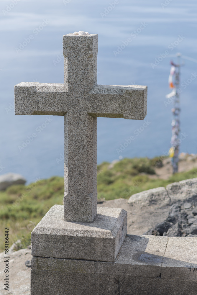 Cruz de piedra.