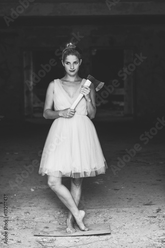 Fotografie Cute serial killer woman