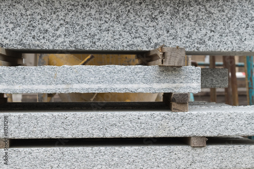 Baumatrial Steinplatten