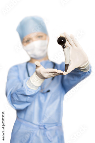 Prosthesis in the hands of the surgeon