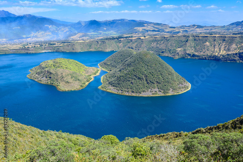 Cuicocha crater lake, Reserve Cotacachi-Cayapas, Ecuador