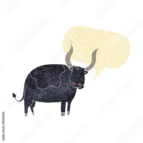 cartoon ox with speech bubble © lineartestpilot
