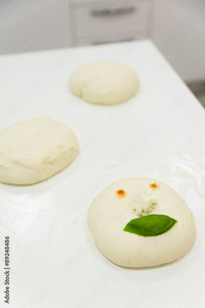 pizza fatta in casa con forno elettrico pizza fatta in casa con forno elettrico
