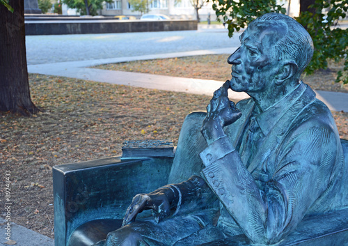 Jan Karski, Denkmal in Warschau