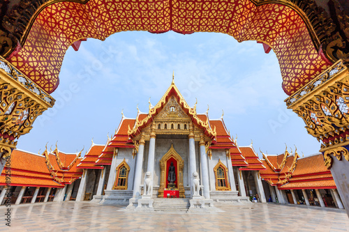 Canvas Print the beautiful temple of thailand