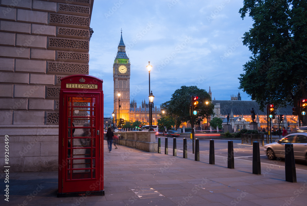 Big Ben and Westminster abbey in London, England