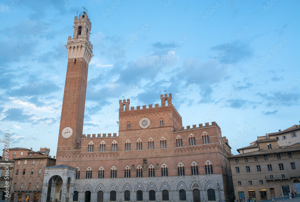 Palazzo Pubblico con la Torre del Mangia di Siena, Toscana