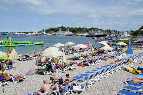 Fototapeta Naklejka Na Ścianę i Meble -  Strand bei Vrsar, Kroatien