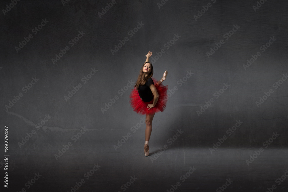 ballerina dance on point